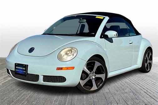 2006 Volkswagen New Beetle 2.5