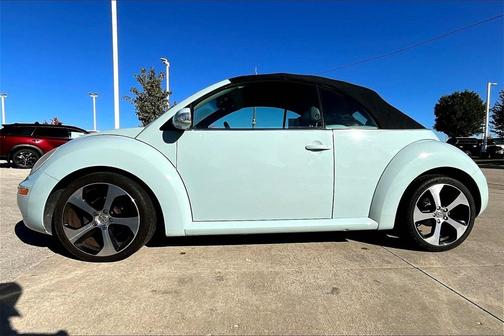 2006 Volkswagen New Beetle 2.5
