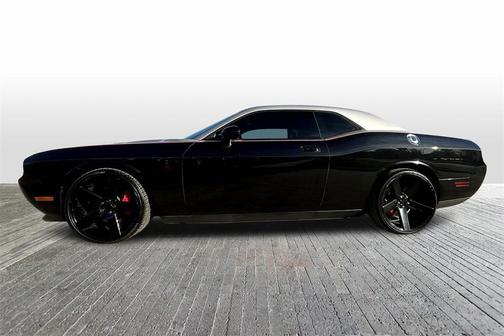 2010 Dodge Challenger SRT8