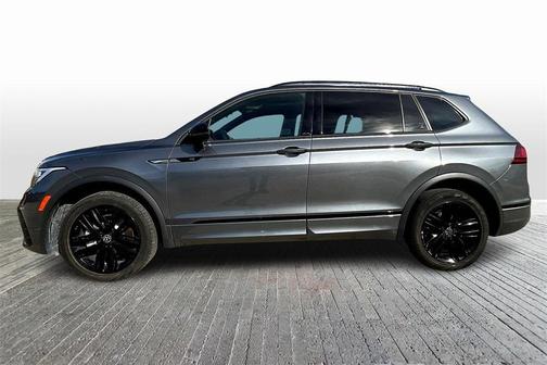 2022 Volkswagen Tiguan 2.0T SE R-Line Black