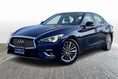 2023 INFINITI Q50 LUXE