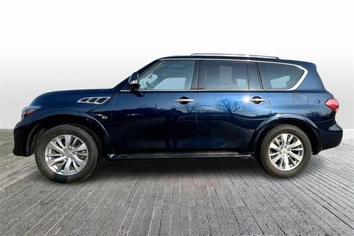 2017 INFINITI QX80 