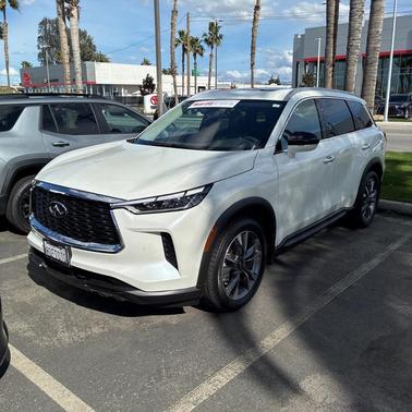 2023 INFINITI QX60 Luxe