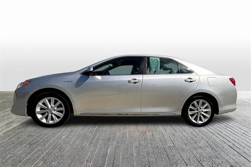 2014 Toyota Camry Hybrid XLE