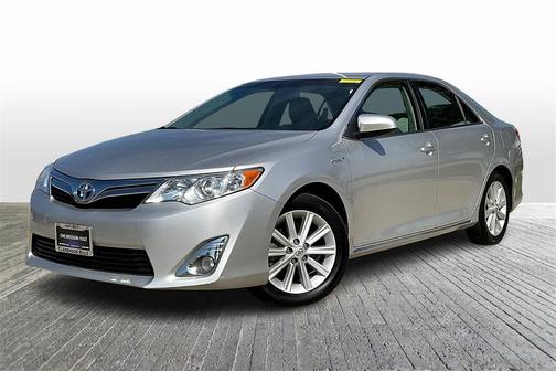 2014 Toyota Camry Hybrid XLE