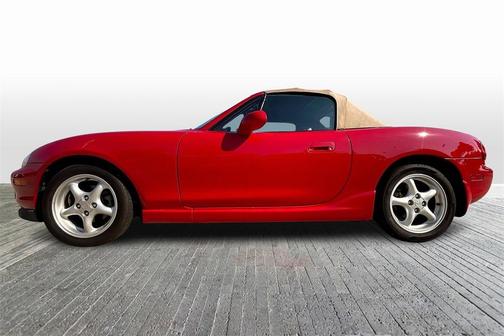 2000 Mazda MX-5 Miata