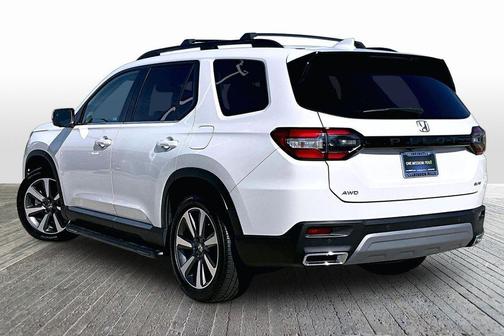 Platinum White Pearl 2024 Honda Pilot Elite