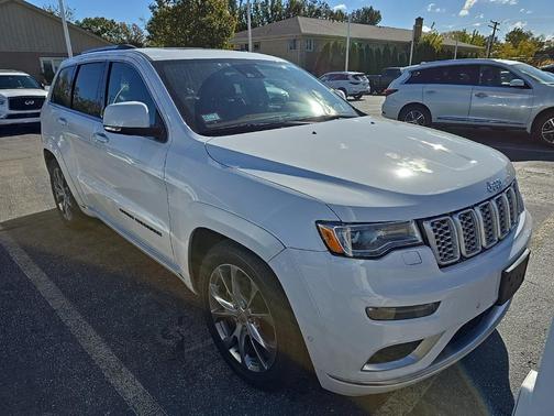 2020 Jeep Grand Cherokee Summit