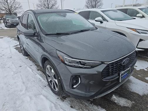 2023 Ford Escape Platinum