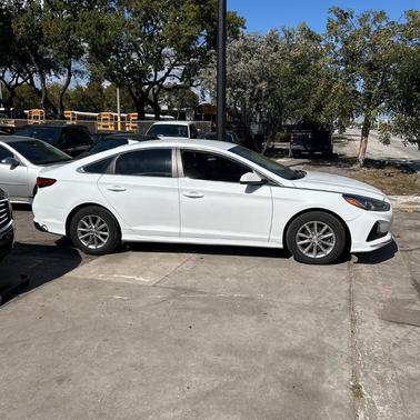 2019 Hyundai SONATA SE