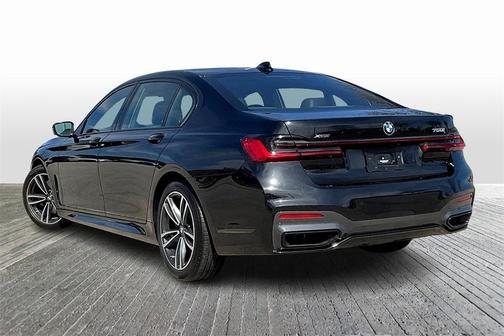 2022 BMW 750 i xDrive