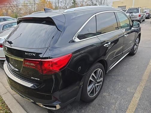 2017 Acura MDX 3.5L w/Advance Package