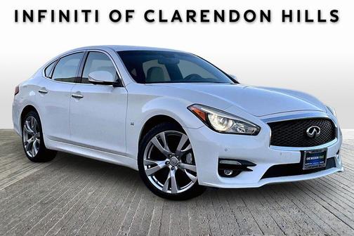 2015 INFINITI Q70 5.6X
