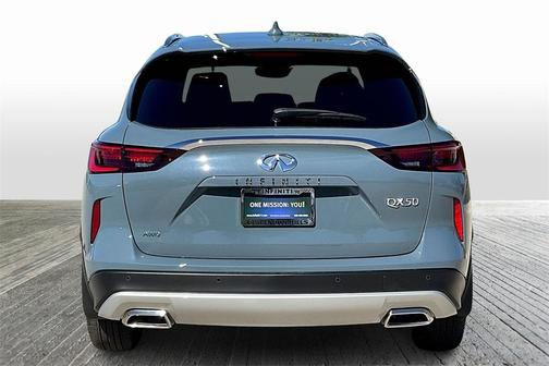2025 INFINITI QX50 Luxe