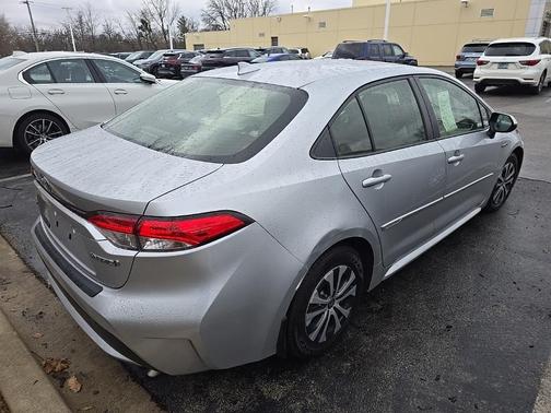 2020 Toyota Corolla Hybrid LE