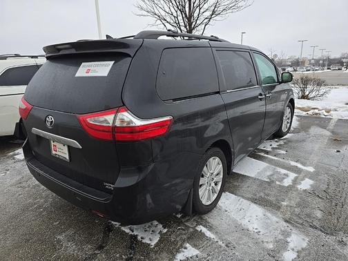 2017 Toyota Sienna Limited Premium