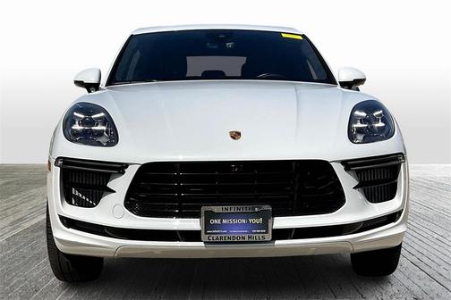 2021 Porsche Macan Turbo