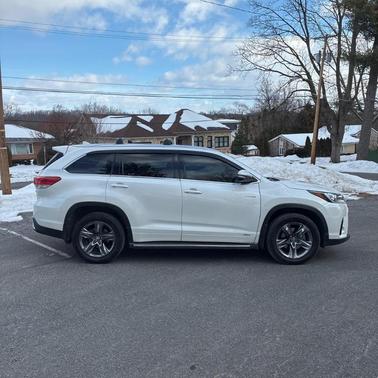 2017 Toyota Highlander Hybrid Limited Platinum