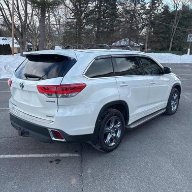 2017 Toyota Highlander Hybrid Limited Platinum