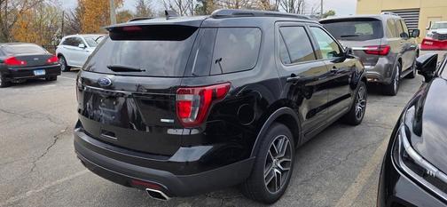 2017 Ford Explorer sport