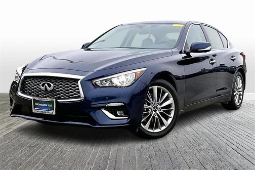 2023 INFINITI Q50 LUXE