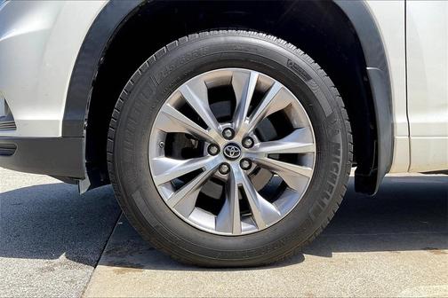 2016 Toyota Highlander LE Plus