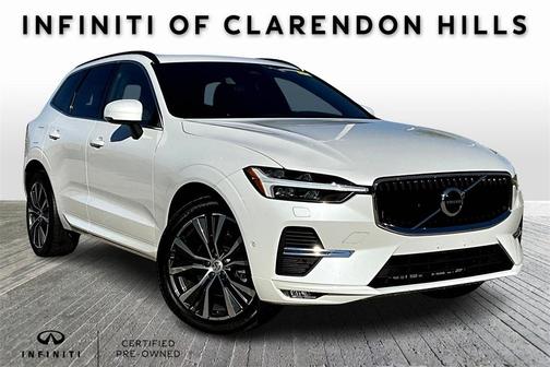 2022 Volvo XC60 B5 Momentum