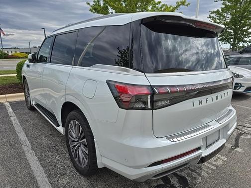 2025 INFINITI QX80 SENSORY