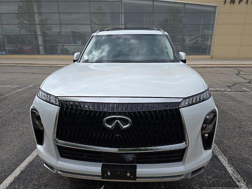 2025 INFINITI QX80 SENSORY