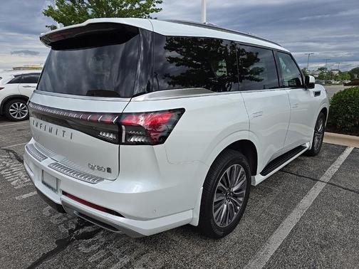 2025 INFINITI QX80 SENSORY
