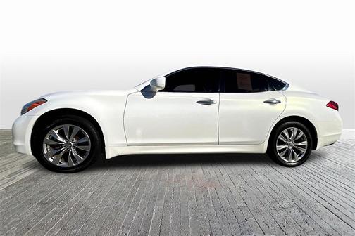 2012 INFINITI M37x 