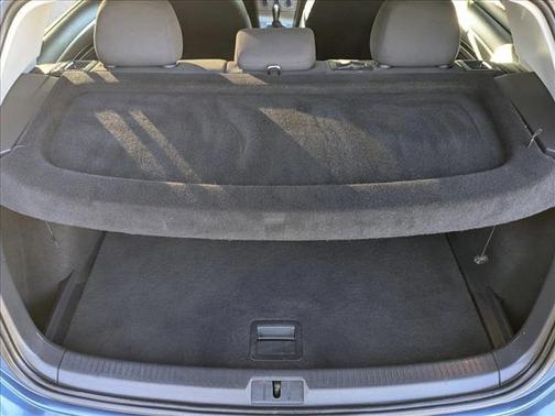 2017 Volkswagen Golf TSI S 4-Door