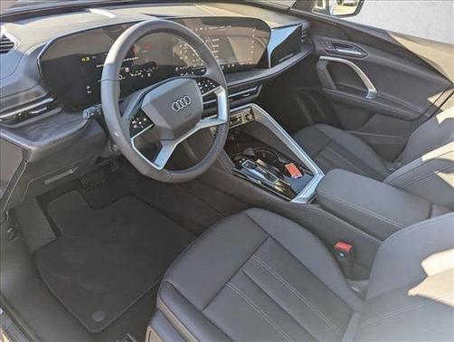 2025 Audi Q5 Premium