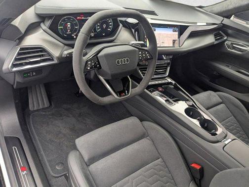 Arkona White 2026 Audi S e-tron GT Prestige quattro