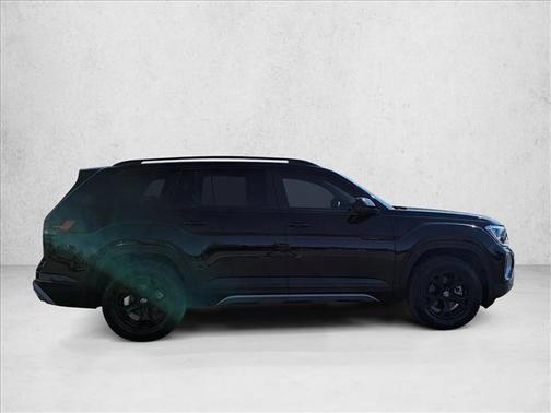 2024 Volkswagen Atlas 2.0T SE w/Technology 4MOTION