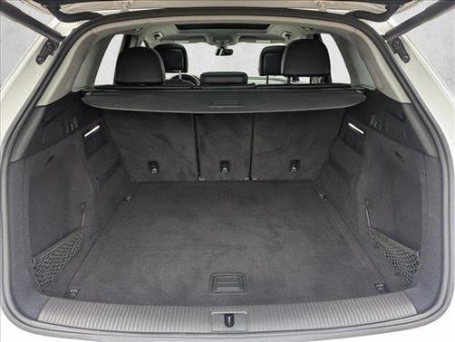 2018 Audi Q5 2.0T Premium Plus