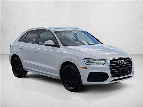 Glacier White Metallic 2018 Audi Q3 2.0T Premium