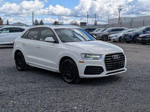 Glacier White Metallic 2018 Audi Q3 2.0T Premium