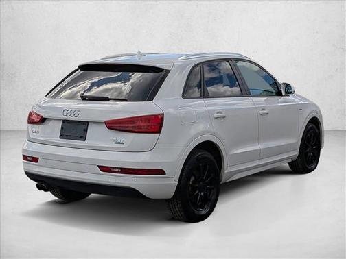 Glacier White Metallic 2018 Audi Q3 2.0T Premium