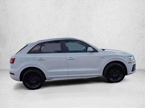 Glacier White Metallic 2018 Audi Q3 2.0T Premium