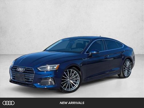 Navarra Blue Metallic 2019 Audi A5 45 Premium