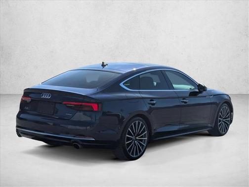 Navarra Blue Metallic 2019 Audi A5 45 Premium