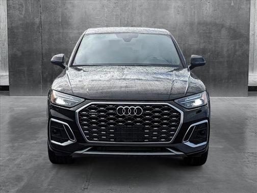 2022 Audi Q5 45 S line Premium Plus