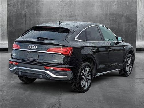 2022 Audi Q5 45 S line Premium Plus