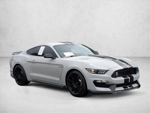 2017 Ford Shelby GT350 Base