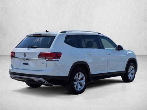 Pure White 2018 Volkswagen Atlas 3.6L SE