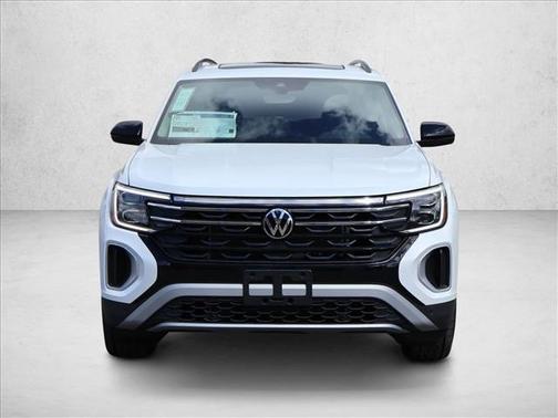 opal white pearl 2026 Volkswagen Atlas Peak Edition