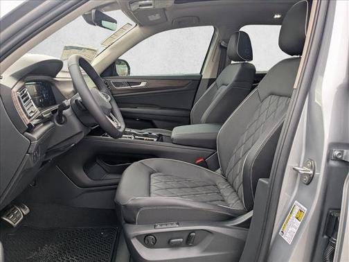 2026 Volkswagen Atlas 2.0T SEL Premium R-Line 4MOTION