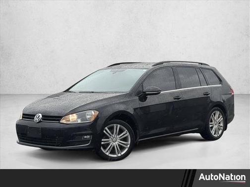 2015 Volkswagen Golf SportWagen TDI SE 4-Door