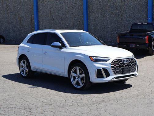 Glacier White Metallic 2023 Audi SQ5 3.0T Prestige